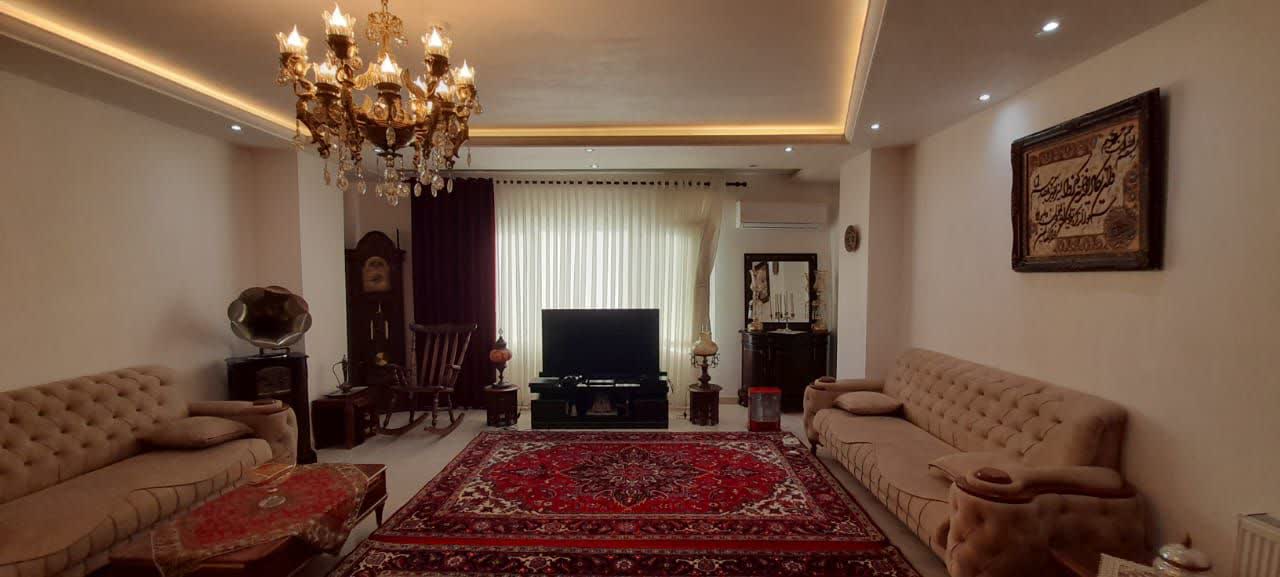 90متری /نوساز /طبقه 2/خ بهشتی